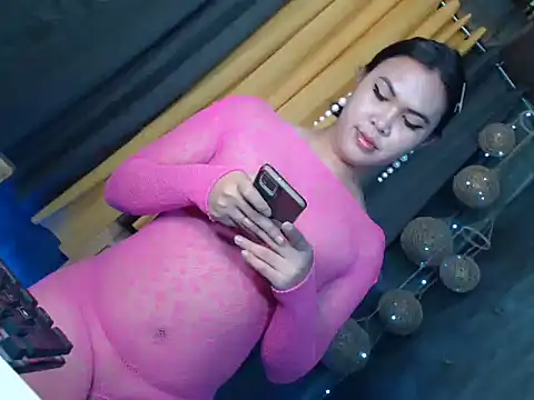 itsme karina5 online show from October 17, 2025, 11:40 pm