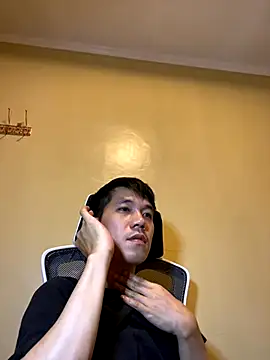 Snapshot of asian_guy_69 chatting on November 2, 2025, 5:26 pm asian guy 69 online show from November 2, 2025, 5:26 pm