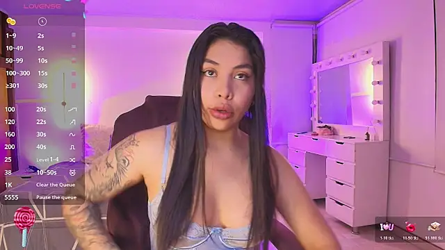 kloe28 online show from April 4, 2026, 4:00 am