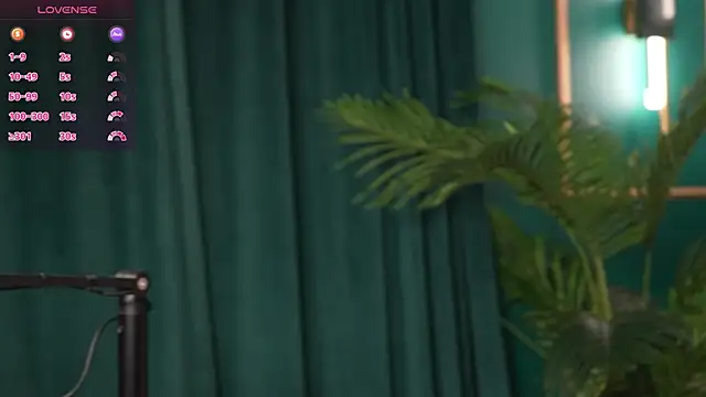 LiraKink online show from February 20, 2026, 7:10 am