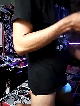 mexi16 online show from November 1, 2025, 4:25 am