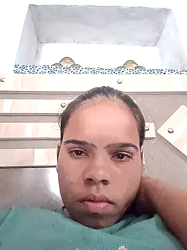 Snapshot of Ok_pooja chatting on November 4, 2025, 6:45 am Ok pooja online show from November 4, 2025, 6:45 am