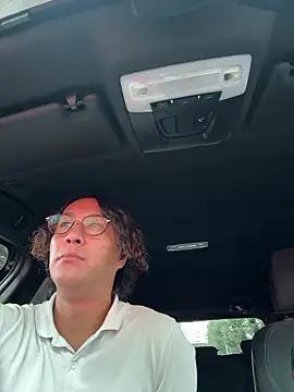 queen slave1221 online show from September 24, 2025, 7:12 am