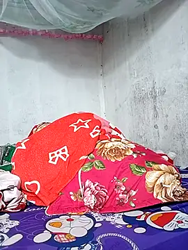 JinjinLy online show from September 25, 2025, 12:47 am