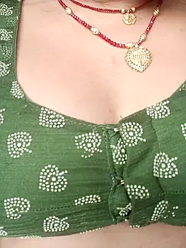 Hot rieal6 online show from February 20, 2026, 4:53 am