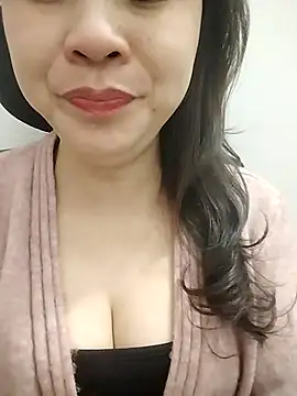 Girl Shy2000 online show from February 2, 2026, 1:15 am