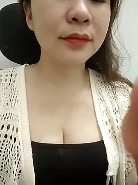 Girl Shy2000 online show from March 31, 2026, 11:43 am