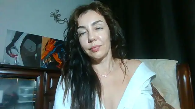 Snapshot of Felariss chatting on November 3, 2025, 3:46 pm Felariss online show from November 3, 2025, 3:46 pm