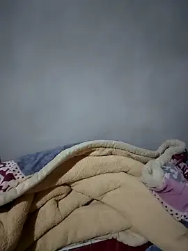 Meoweo 23 online show from December 4, 2025, 9:23 pm