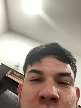 Moisesjrtapia online show from January 12, 2026, 1:05 pm