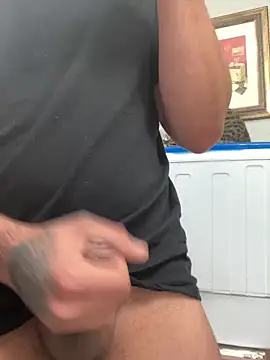 Moisesjrtapia online show from February 18, 2026, 12:28 am