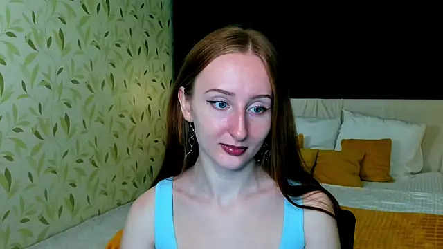 TwilightSerena online show from September 28, 2025, 4:18 am