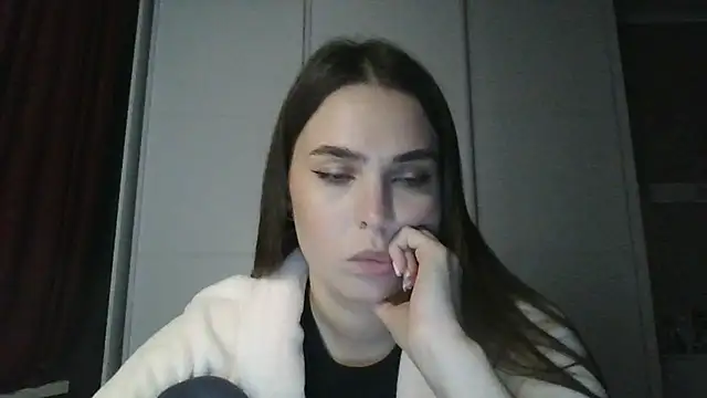 Miravell online show from November 9, 2025, 7:12 pm