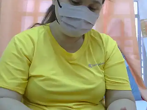 Kimkhaepretty online show from October 5, 2025, 7:07 am