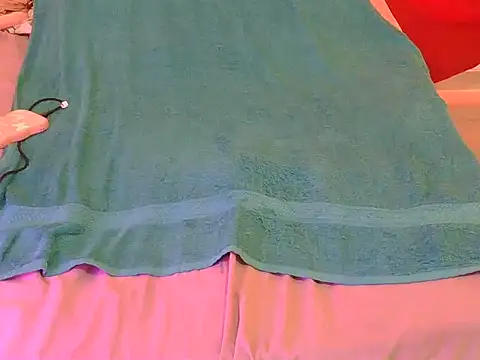 Horny-Alicia online show from November 12, 2025, 8:37 am