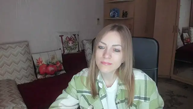 Tiffany Bates online show from January 8, 2026, 11:23 am