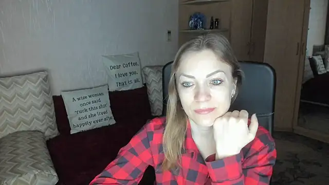 Tiffany Bates online show from January 15, 2026, 3:00 am