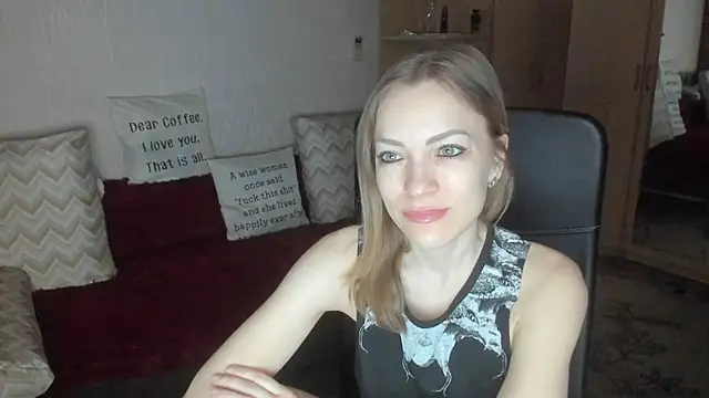 Tiffany Bates online show from March 13, 2026, 3:13 am