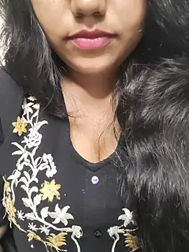 Miss Rose   online show from October 2, 2025, 4:47 pm