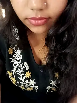 Miss Rose   online show from October 30, 2025, 6:15 am