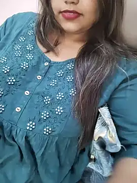 Miss Rose   online show from November 7, 2025, 7:41 am