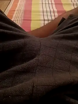 Unluckyperson3 online show from October 27, 2025, 4:22 pm