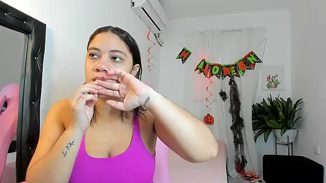 vanelope smith online show from October 22, 2025, 7:24 pm