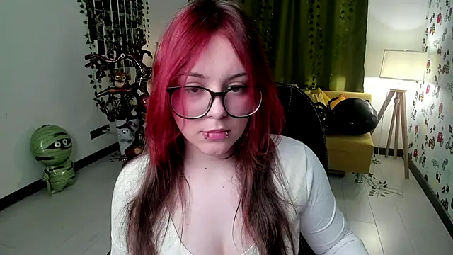 Snapshot of Monaco_Sun chatting on November 2, 2025, 6:32 pm Monaco Sun online show from November 2, 2025, 6:32 pm