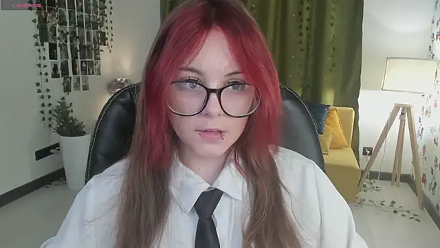 Snapshot of Monaco_Sun chatting on November 8, 2025, 6:18 pm Monaco Sun online show from November 8, 2025, 6:18 pm