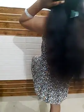 Snapshot of Anchal-si chatting on October 13, 2025, 3:23 pm Anchal-si online show from October 13, 2025, 3:23 pm