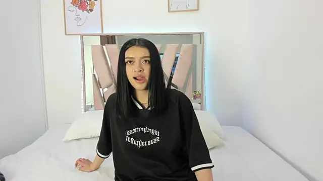 Snapshot of lissastone chatting on October 8, 2025, 3:04 am lissastone online show from October 8, 2025, 3:04 am