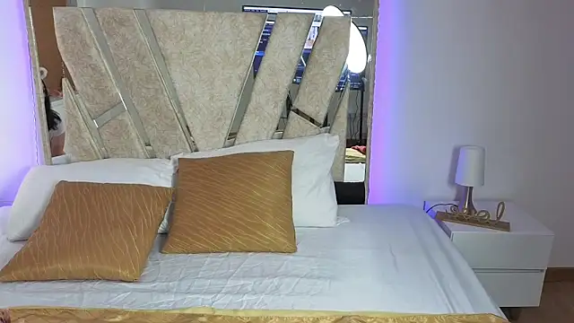 Snapshot of lissastone chatting on October 28, 2025, 7:27 pm lissastone online show from October 28, 2025, 7:27 pm