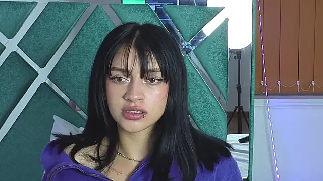 Snapshot of lissastone chatting on November 5, 2025, 3:17 am lissastone online show from November 5, 2025, 3:17 am