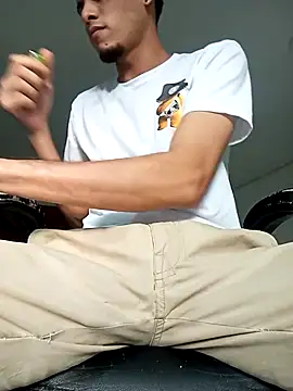 Pingasaboy20 online show from November 7, 2025, 10:10 pm