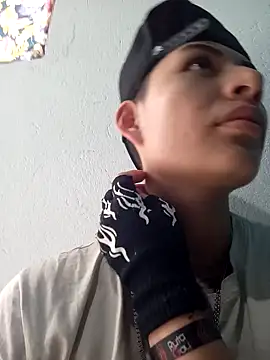 Owen tomboy online show from October 14, 2025, 5:58 pm