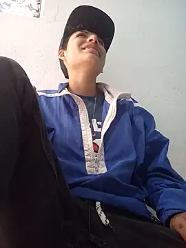 Owen tomboy online show from November 6, 2025, 4:08 pm