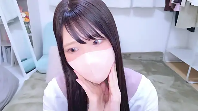 Snapshot of rinochi_ chatting on October 8, 2025, 11:30 am rinochi online show from October 8, 2025, 11:30 am