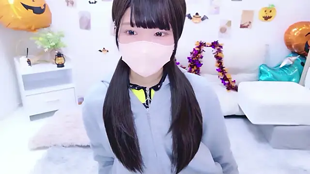 Snapshot of rinochi_ chatting on October 29, 2025, 4:59 am rinochi online show from October 29, 2025, 4:59 am