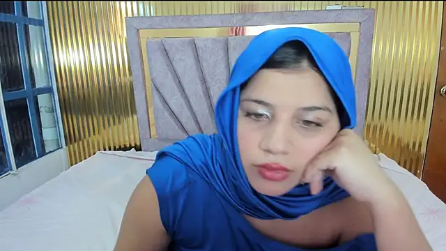 Amyra Rasi online show from January 6, 2026, 7:17 pm