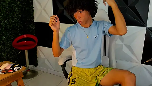 xion ez online show from November 28, 2025, 7:49 pm