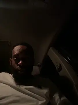 Snapshot of vaultclub chatting on October 18, 2025, 9:54 am vaultclub online show from October 18, 2025, 9:54 am