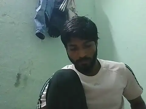 Snapshot of Raw12499 chatting on October 1, 2025, 7:47 am Raw12499 online show from October 1, 2025, 7:47 am