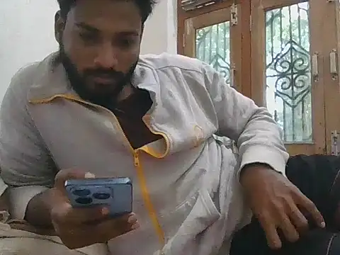 Snapshot of Raw12499 chatting on November 27, 2025, 4:47 am Raw12499 online show from November 27, 2025, 4:47 am