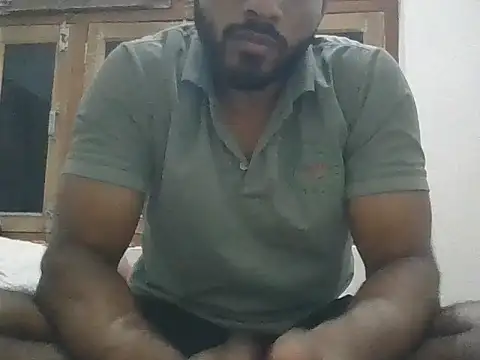 Snapshot of Raw12499 chatting on November 30, 2025, 5:28 pm Raw12499 online show from November 30, 2025, 5:28 pm