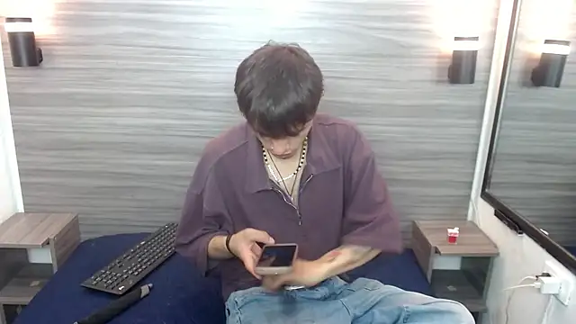 Jerom xx online show from September 29, 2025, 7:40 pm