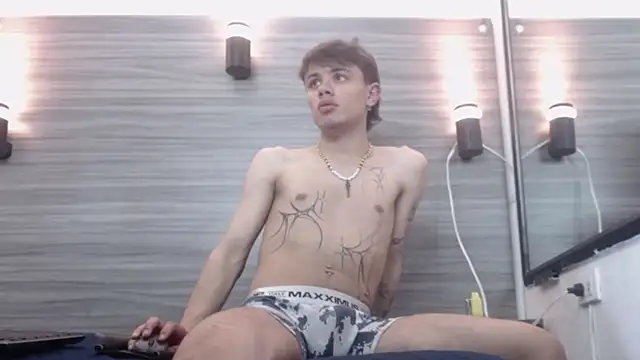 Jerom xx online show from October 1, 2025, 7:53 pm