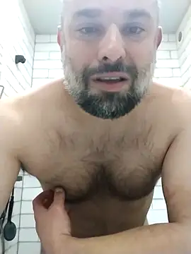 Snapshot of CristalDad chatting on October 17, 2025, 8:00 pm CristalDad online show from October 17, 2025, 8:00 pm