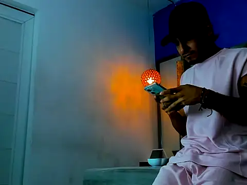 Kevinfox23cms online show from September 26, 2025, 12:20 pm