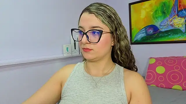 Snapshot of katiaa_lovv chatting on February 11, 2026, 11:59 am katiaa lovv online show from February 11, 2026, 11:59 am