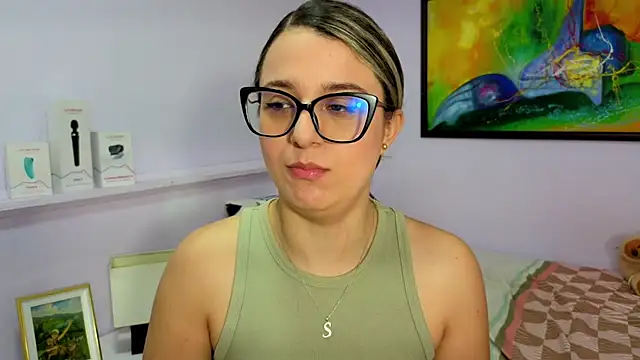 Snapshot of katiaa_lovv chatting on March 6, 2026, 12:12 pm katiaa lovv online show from March 6, 2026, 12:12 pm